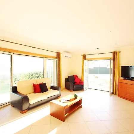 Villa In Albufeira With Pool Near Beaches * Albufeira